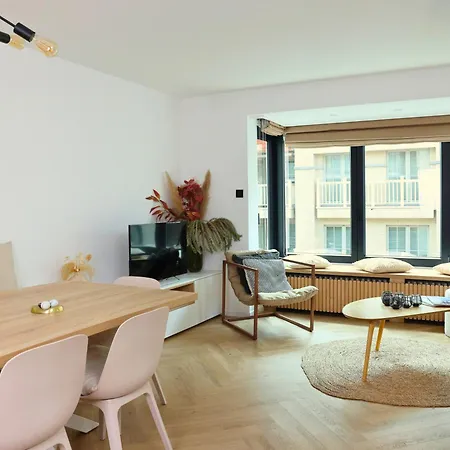 Apartment L'iris - Sejour Entre Et Shopping - 500m - Ideal Familles & Amis - Double Parking Prive Et Gratuit - Balcon Knokke-Heist